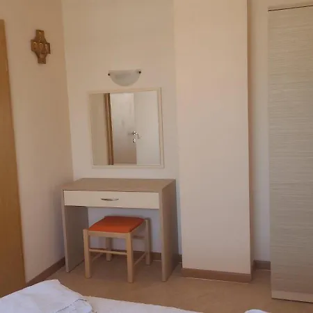 דירה 1bd In Royal Sun Complex, Sunny By Flat Mаnager *